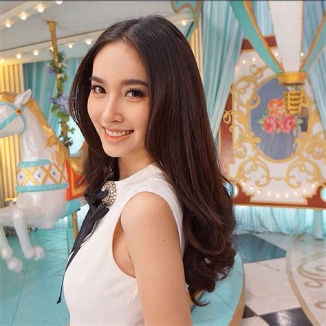 Sexy Beautiful Ladyboy Shemale “nong Mo” Face Fuck and .
